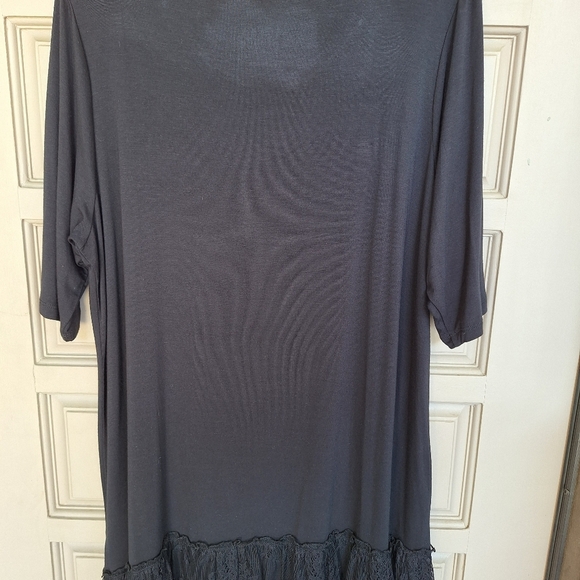 LOGO by Lori Goldstein Dress Knee Length Lace Hem Black SzXL Knit Flawless - Picture 9 of 10